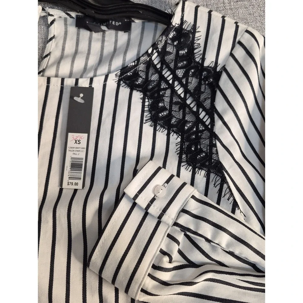 The Limited Y2K Long Sleeve XS Striped Career Top NEW $79 Lace Black White - Picture 1 of 7
